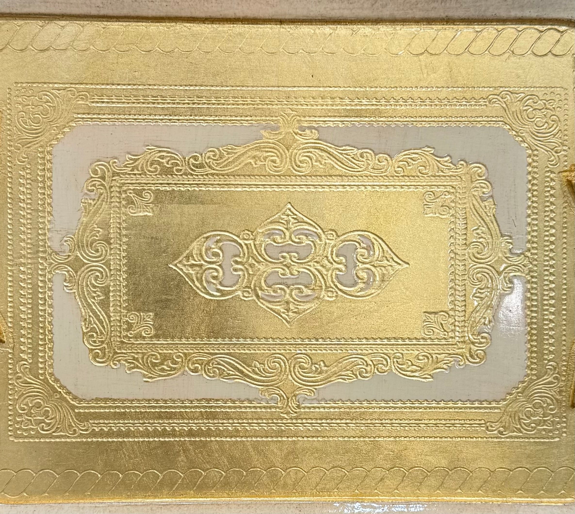 L&M Italian Wooden Tray (Medium)